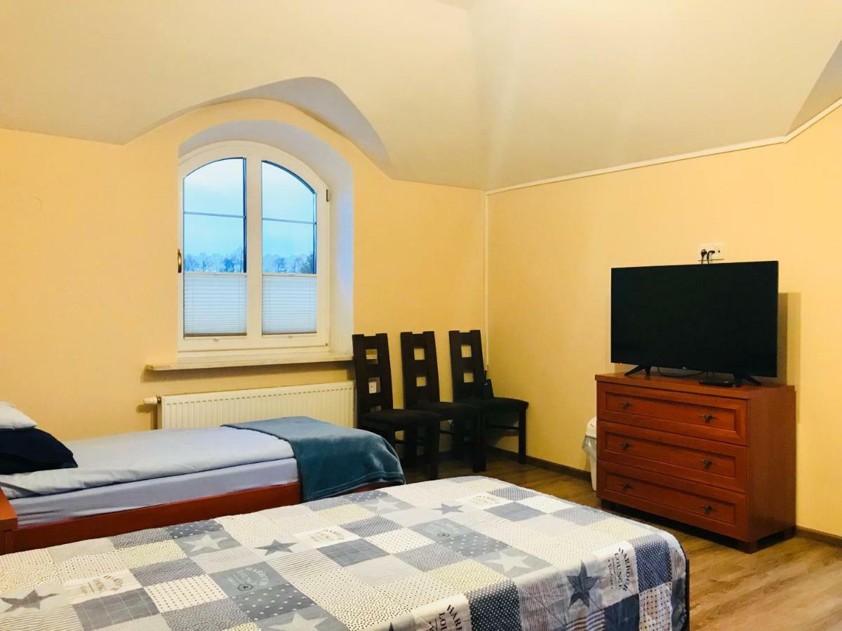 Pensjonat Nad Struga Apartment Стриков Екстериор снимка